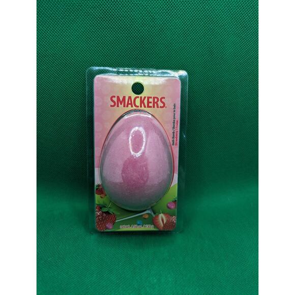 Smackers Easter Egg Bath Bomb Strawberry - Picture 1 of 2